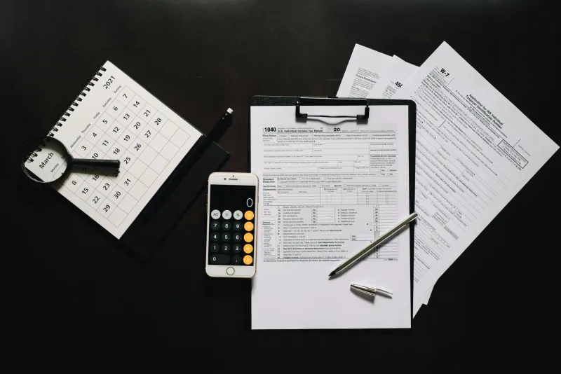 The Calendar Your Budget Ignores: How Seasonal Spending Cycles Expose Your Real Financial Weak Points
